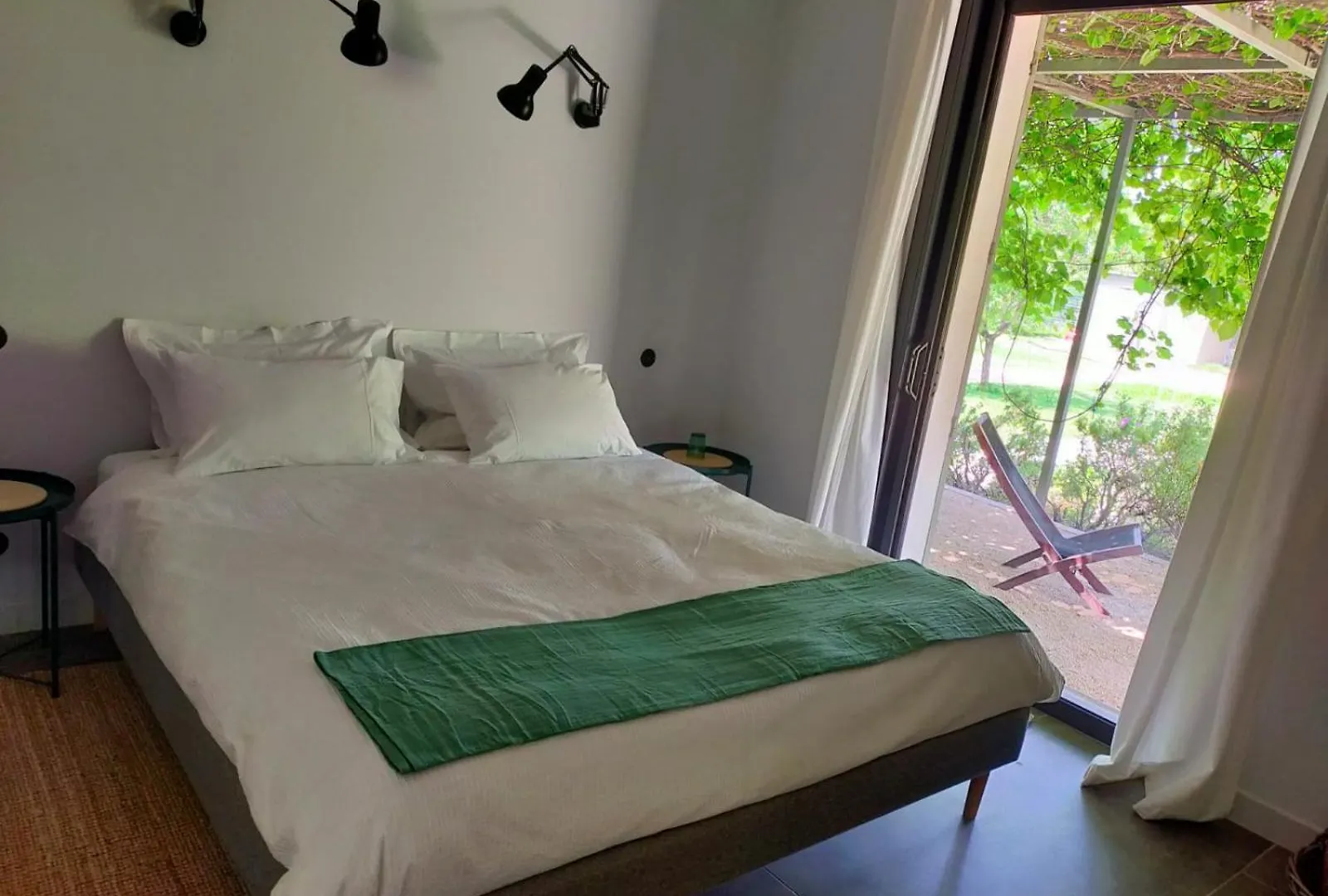 Guest house Mas De Charme Au Pied Des Alpilles Hotel Maussane-les-Alpilles France