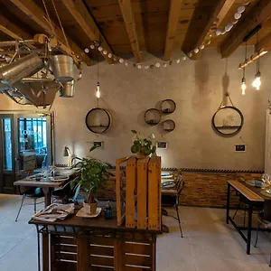 L' Oustaloun Hotel